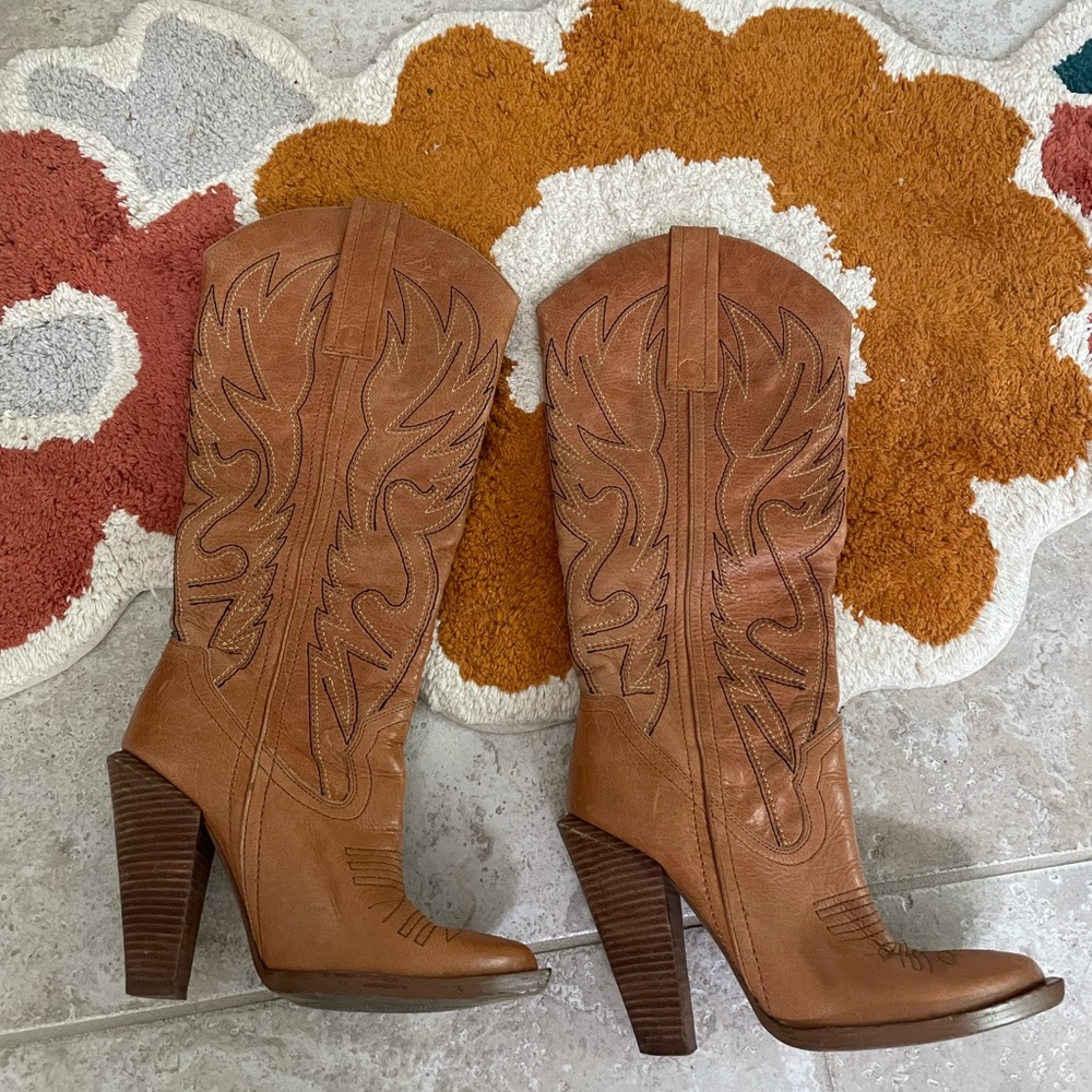 Jessica Simpson Alan leather cowboy boots